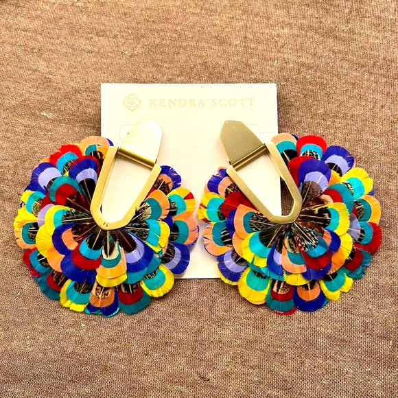 Kendra Scott Jewelry - 🦚Kendra Scott Diane Feather Statement Earrings 🦚